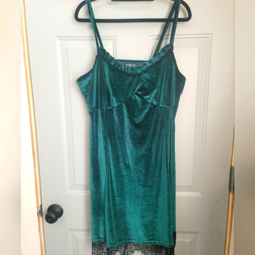 Shein Emerald Green Velvet Dress